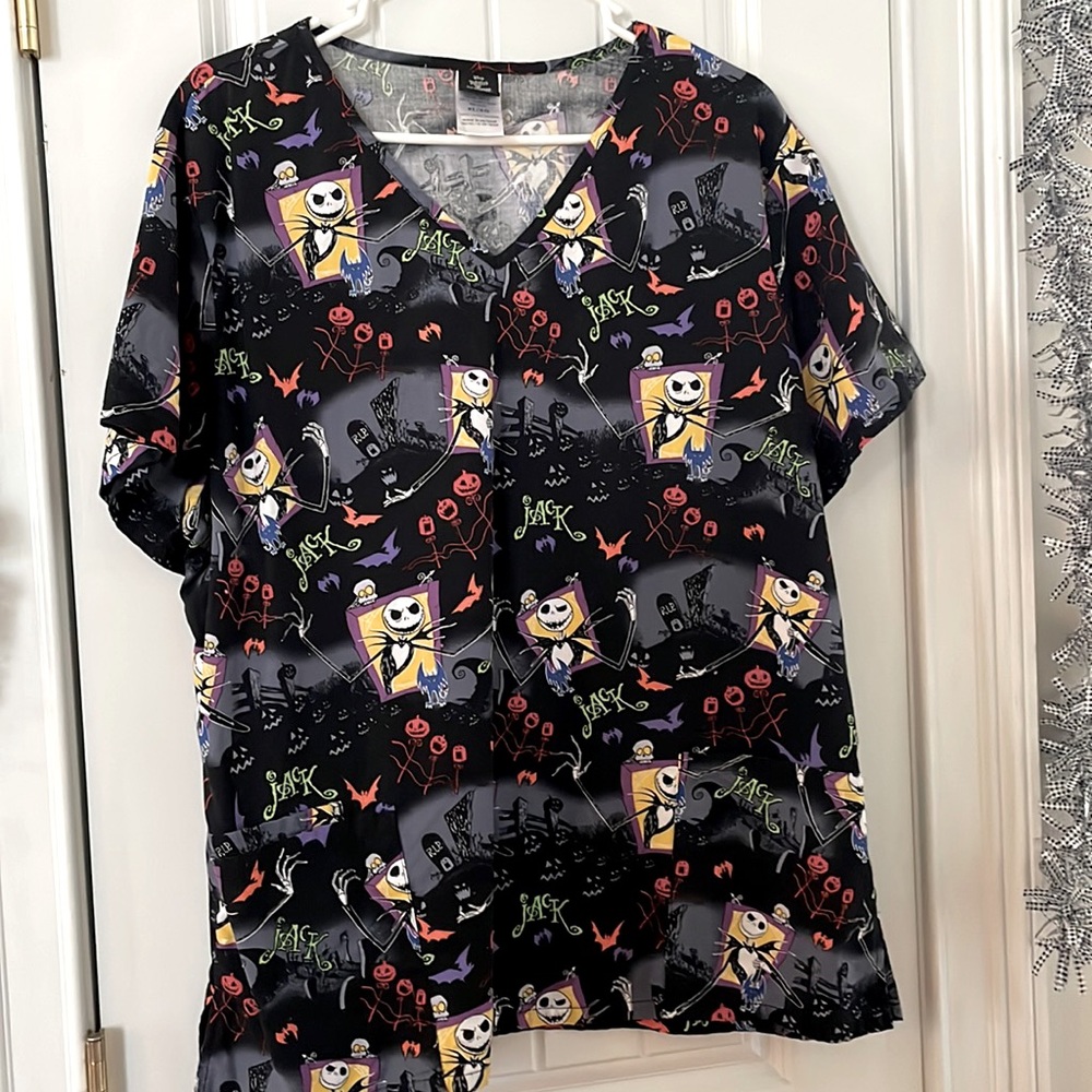 Disney Nightmare Before Christmas Scrub Shirt XL